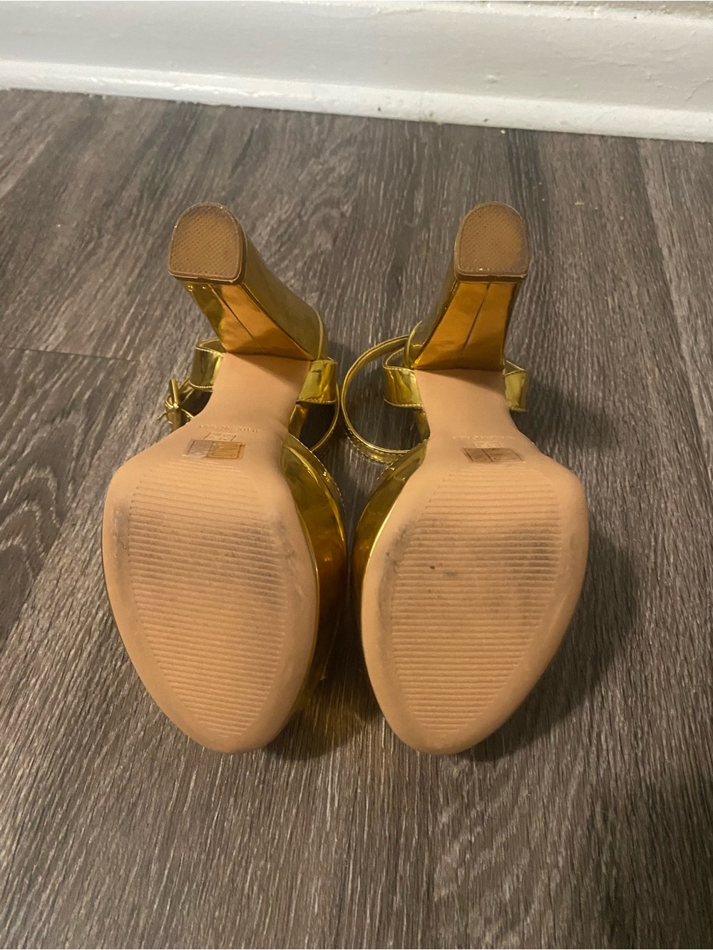 Gold Platform Heels - Picture 4 of 4